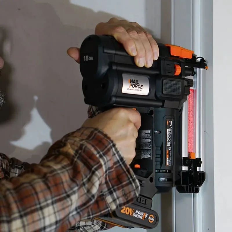 Гвоздезабивной пистолет WORX WX842 20V бесщеточный аккумуляторный — детальное фото