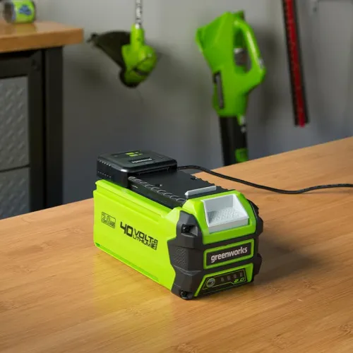 Аккумулятор с USB разъемом Greenworks G40USB2 40V 2939407 (2 Ач) — детальное фото